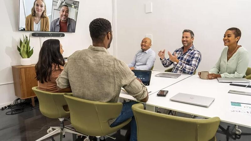 POLY STUDIO X52 4K Video Conf/Collab/Wireless Pres Sys:4K 5x EPTZ auto-track Cam,Codec,Stereo Spkrphone,Display Clamp;Cables:1 HDMI 1.83m,1 CAT5E LAN 4.57m;NTSC/PAL;Pwr:EURO-Type C, CE 7/7. POLY STUDIO X52 4K Video Conf/Collab/Wireless Pres Sys:4K 5x EPTZ auto-track Cam,Codec,Stereo Spkrphone,Display Clamp;Cables:1 HDMI 1.83m,1 CAT5E LAN 4.57m;NTSC/PAL;Pwr:EURO-Type C, CE 7/7.